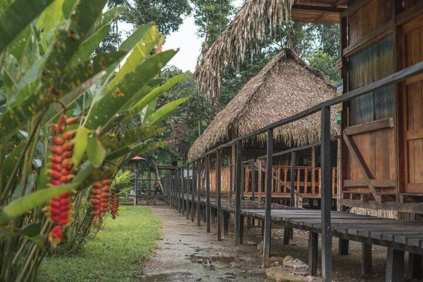 The hall to the cabins