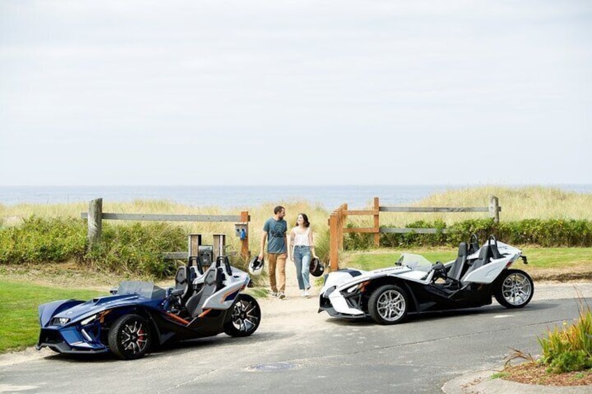 24-Hour Polaris Slingshot Deluxe Exploration Rental (for up to 2 people)