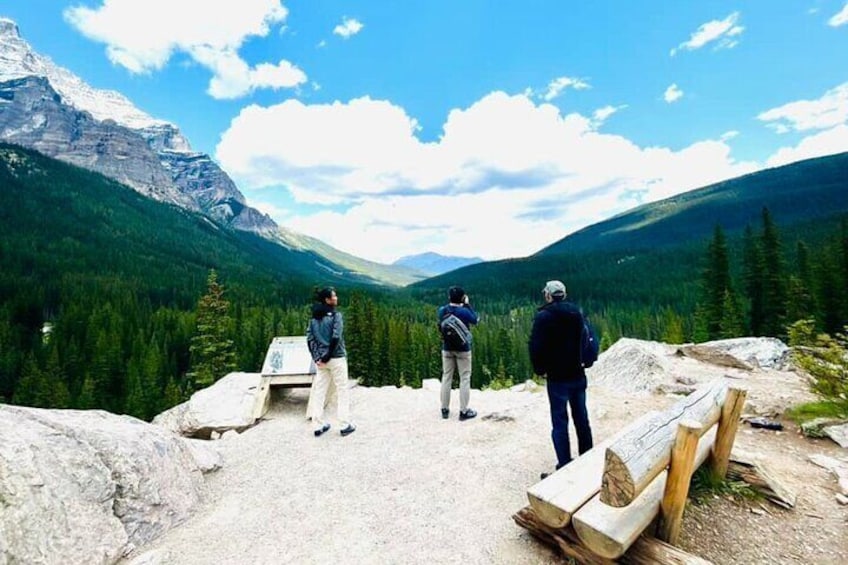 Banff & Yoho Parks | Lake Louise | Moraine Lake | Emerald Lake - PRIVATE TOUR