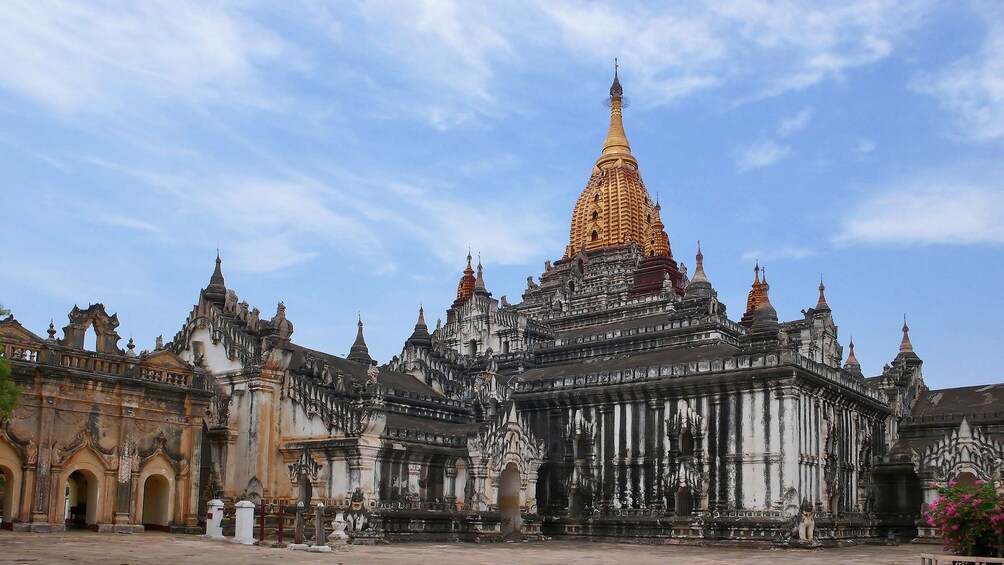 Scenic view of buildings in Bagan 