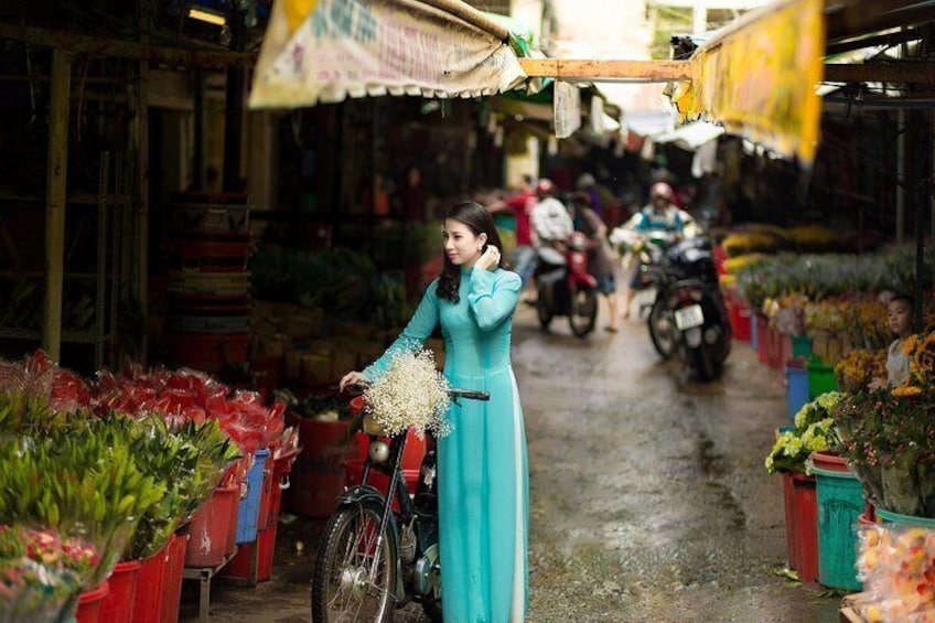 Saigon Chinatown Adventure (Private Car & All-Inclusive)