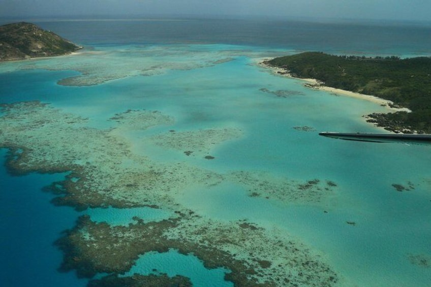 Whitsunday Islands and Heart Reef Scenic Flight - 70 minutes