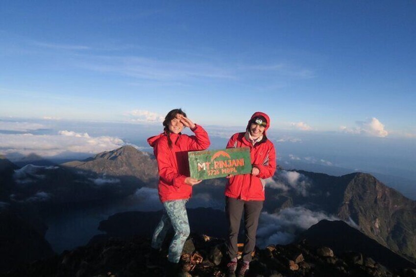 Qonquer Mount Rinjan Summit Full View Point 3726m