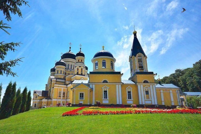 1 Day Monasteries Of Capriana And Hincu Tour From Chisinau