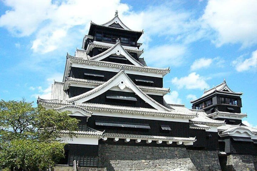 Kumamoto Full-Day Private Tour with Nationally-Licensed Guide