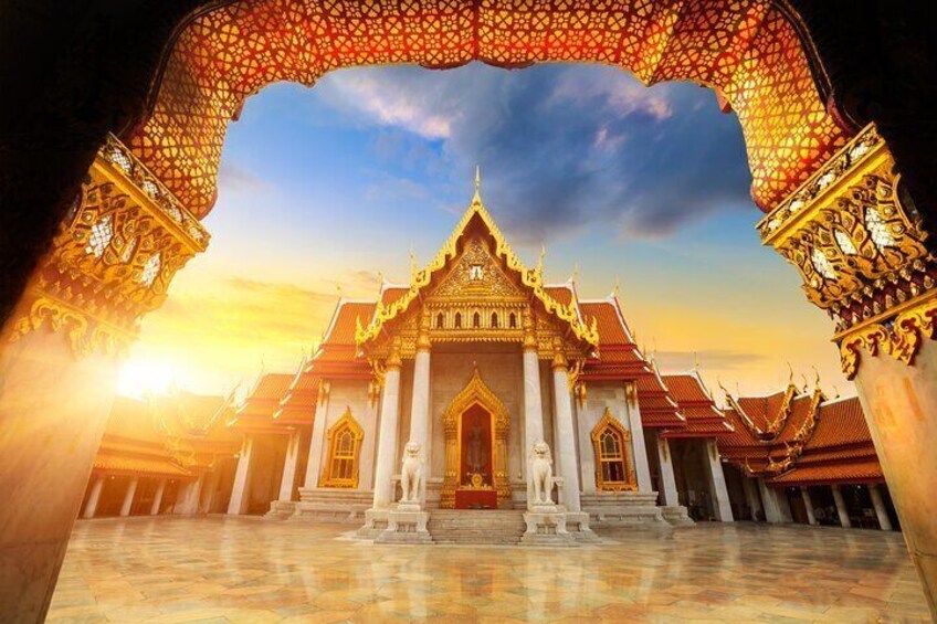 Grand Palace Self-Guided Walking Tour