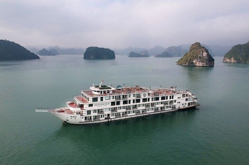 Ambassador Cruise - Heritage Ambassador in Halong Bay (2D1N)