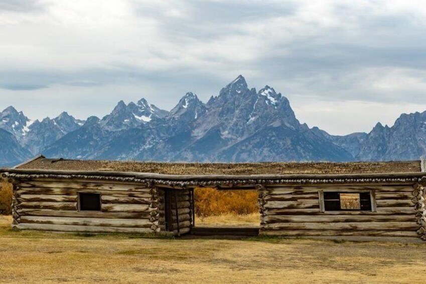 Cunningham Cabin