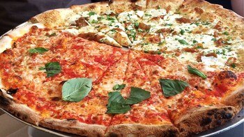Williamsburg Bites: A Brooklyn Food Tour