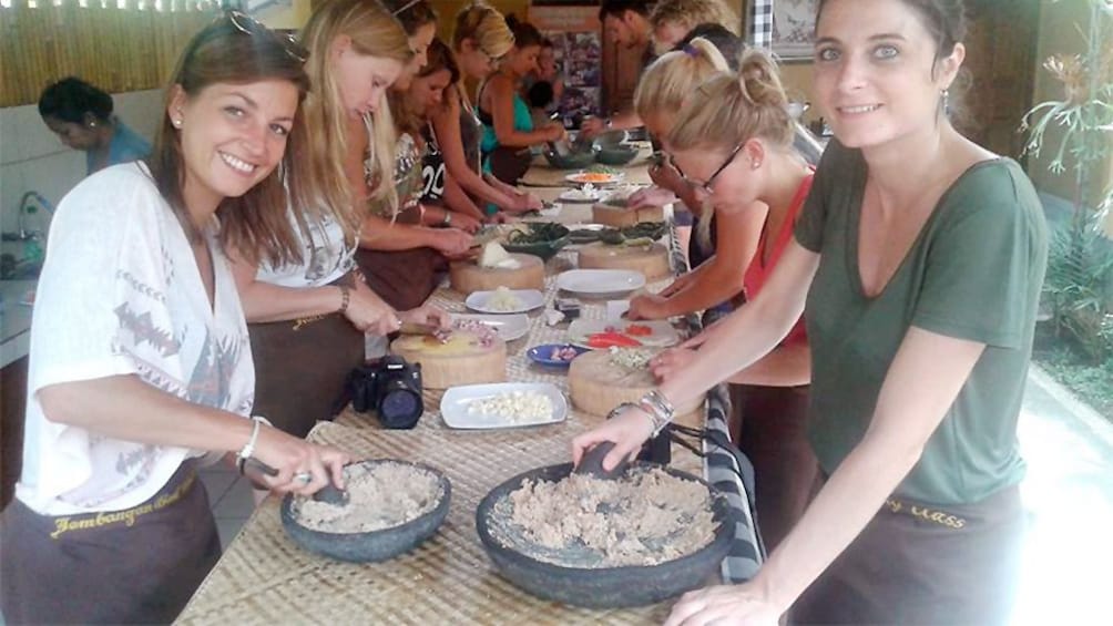 using mortar and pestle in bali