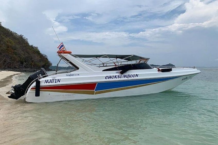 Private Speed Boat Charter to Monkey Beach Phi Phi Island