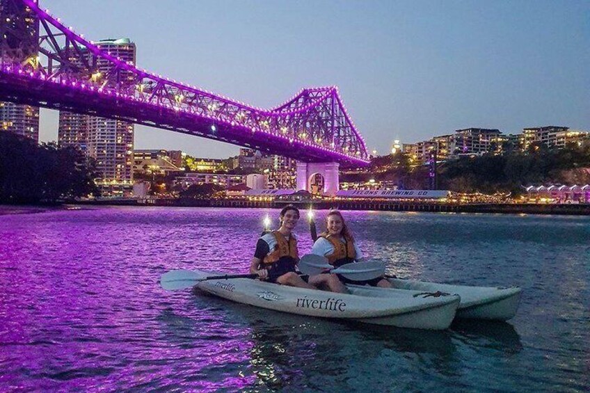 Paddle under the iconic Story Bridge