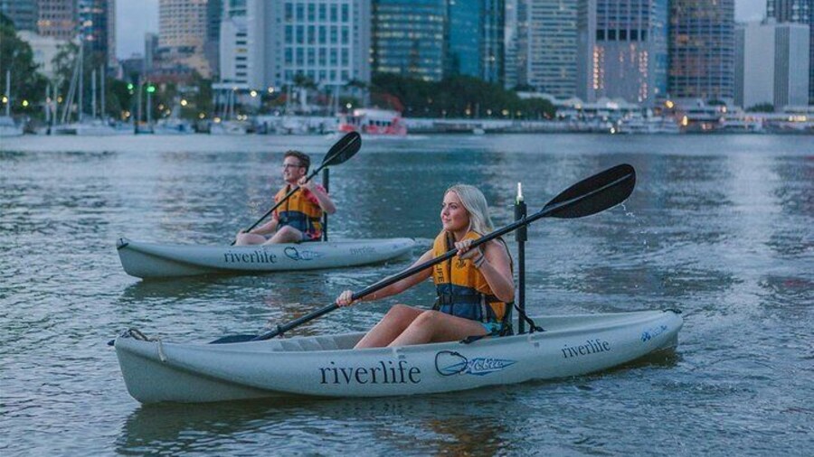 Brisbane City Twilight Kayak