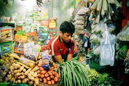 Four Districts of Lima with a Local Market