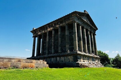 Private Tour:Garni-Geghard-Charents Arch-Symphony of stones