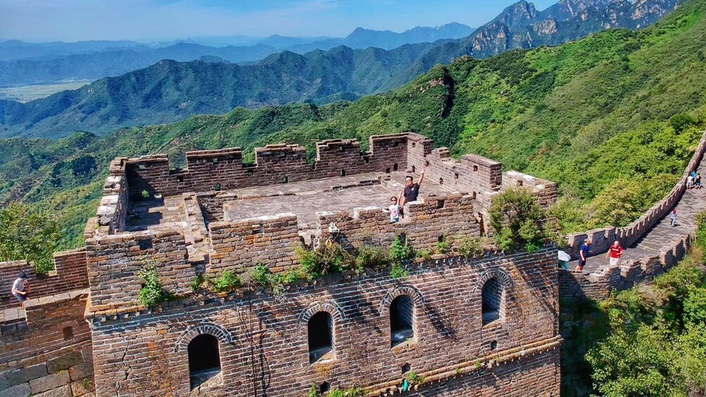 The Classic–The Sacred Way,Ming Tombs & Badaling Great Wall