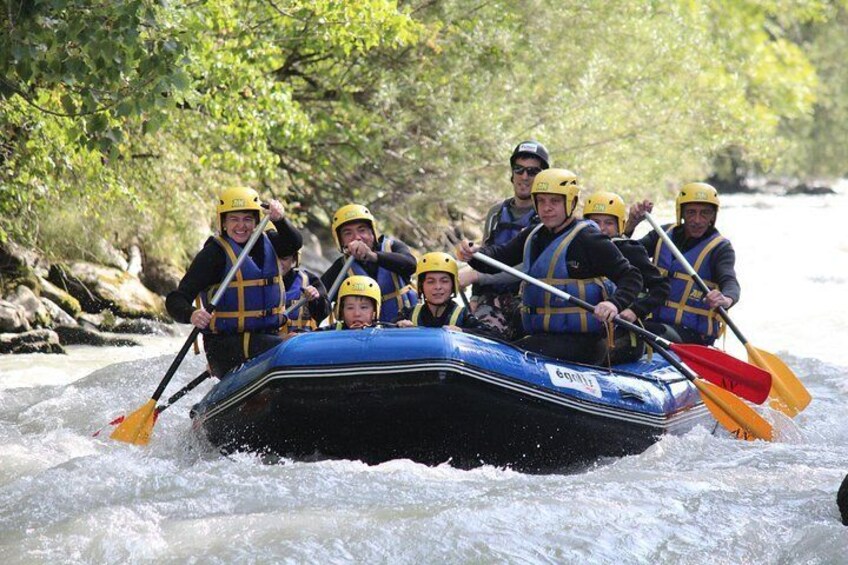 RAFTING - Sports descent (1h30 on the water, from 12 years old)