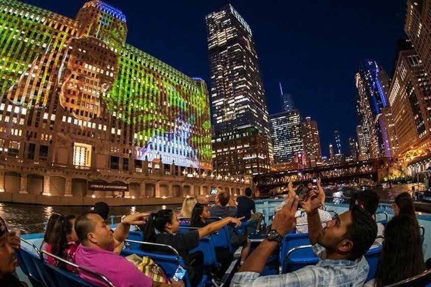 Chicago by Night: 90 Minute River and Lakefront Cruise
