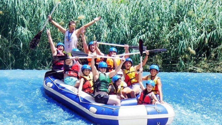 Rafting on Segura River + photos + paella from 13'00 to 17'00