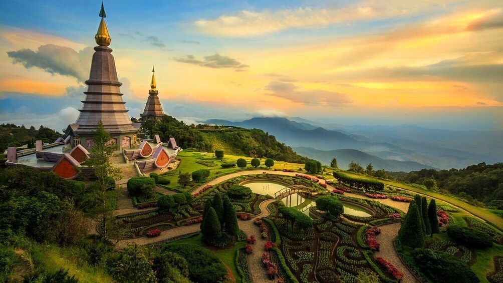 4 Day Chiang Rai, Karen Village & Gold Triangle