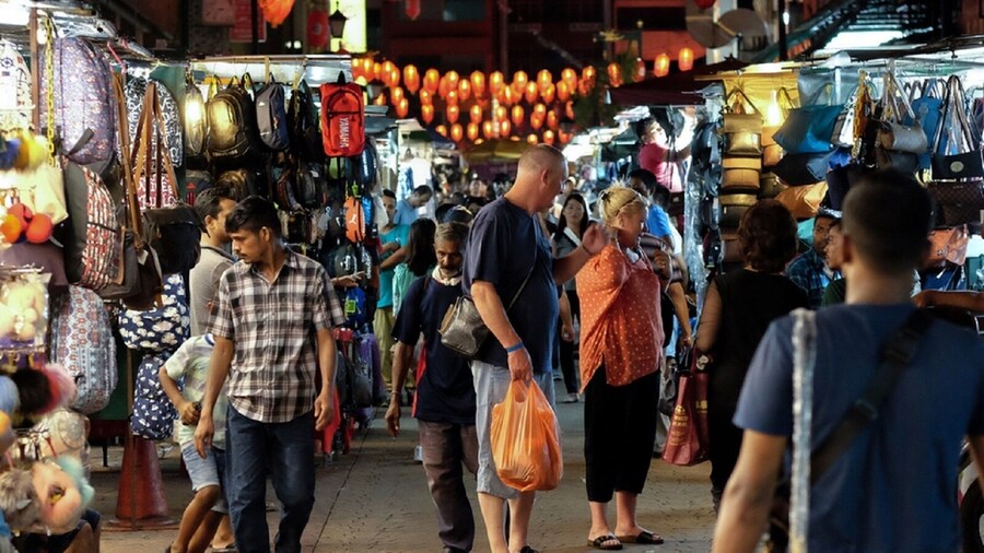 Private Tour: Kuala Lumpur Night Cultural Walk Tour