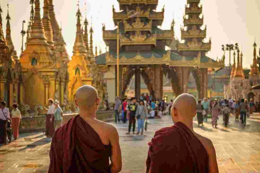 5-DAYS YANGON - GOLDEN ROCK PAGODA - BAGAN 