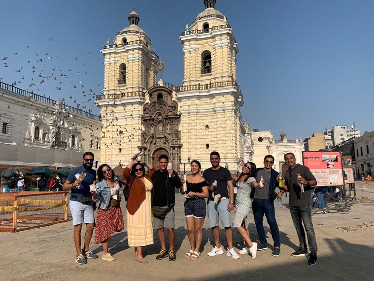 Lima Walking City Tour and Catabombs