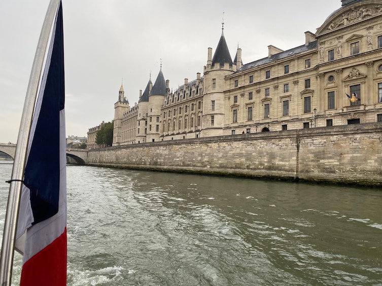 Paris in a Day - VIP Semi Private Tour with River Cruise