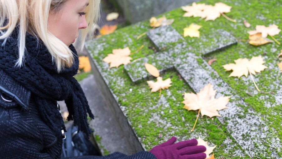 Paris' Pere Lachaise Cemetery Self-Guided Audio Tour