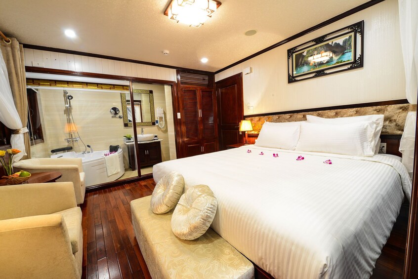 3-DAYS SILVER SEA CRUISE - HALONG BAY 