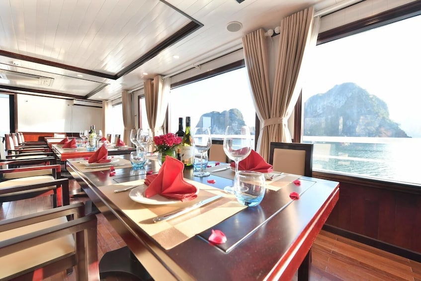 3-DAYS SAPPHIRE CRUISE - HALONG - LAN HA BAY