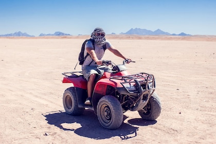 Hurghada: Safari in ATV, cammello, cavalcata con cena barbecue, spettacoli ...