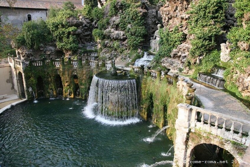 Tivoli Hadrian's Villa and Villa D'Este Half Day Tour