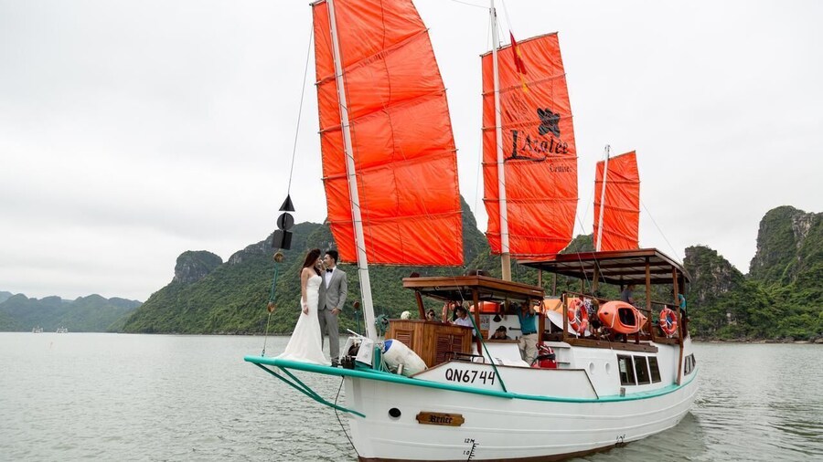 DAY CRUISE WITH L’Azalee Premium Cruise