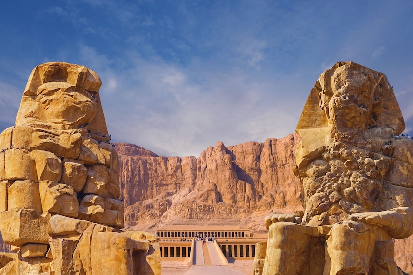Luxor: Full-Day Tour of the East and West Banks