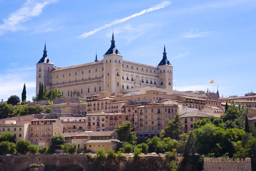 Private tour Toledo & Segovia from Madrid 