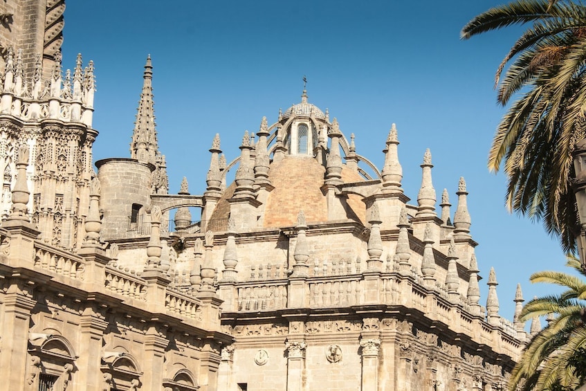 Private tour to Alcazar & Cathedral of Seville