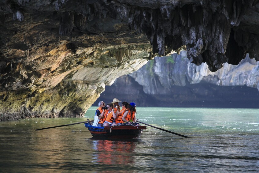 2-DAYS WITH APRICOT CRUISE - HALONG BAY 