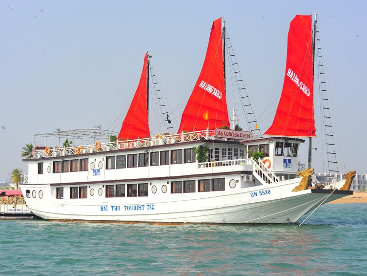 2-DAYS WITH HALONG SAILS - HALONG BAY 