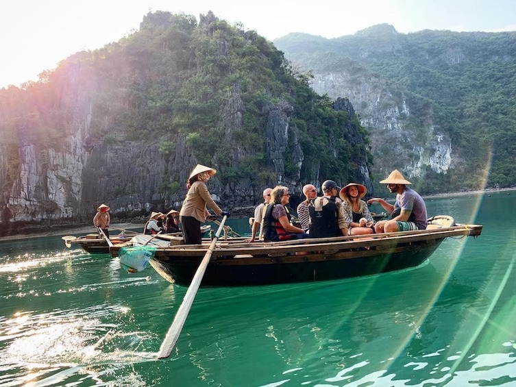 4-DAY HALONG SAILS WITH 1 NIGHT HOTEL 2 NIGHTS ON BOARD