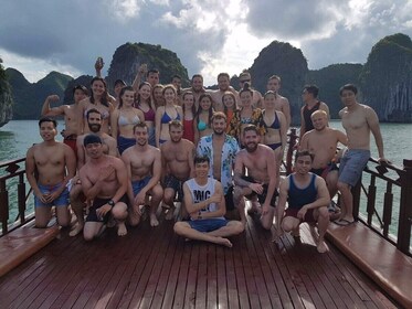 ล่องเรือฮาลอง 4 วันพร้อมโรงแรม 1N และออนบอร์ด 2N