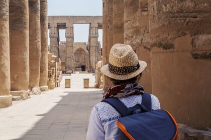 Du Caire : Voyage en bus classique d’une nuit à Louxor Est et Cisjordanie a...