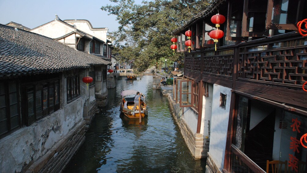 Suzhou & Zhouzhuang Water Village Full Day Coach Tour