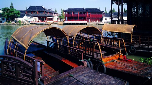 Zhujiajiao Water Village Half Day Coach Tour