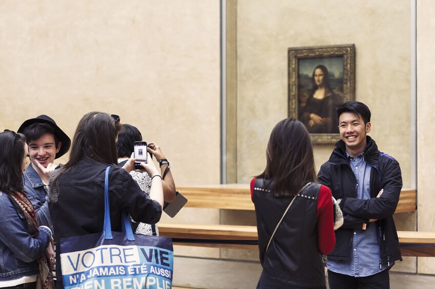 louvre live tour