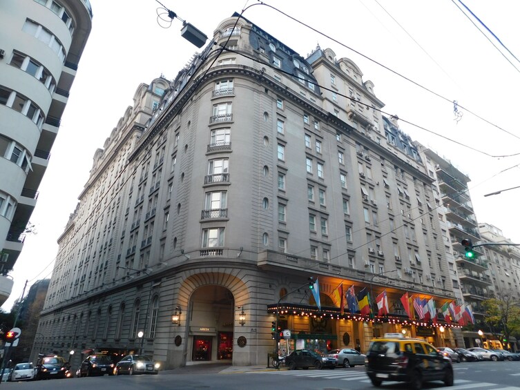 Walking Tour of the Recoleta Neighborhood in Buenos Aires 