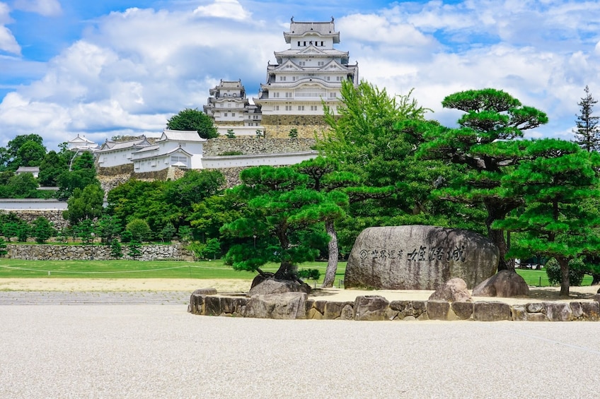 From Osaka: Himeji Castle, Arima Onsen and Mt.Rokko 1Day Bus Tour