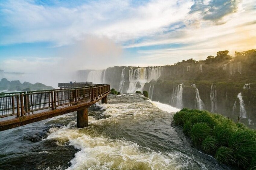 3-Days Iguazu Falls in the Argentinian and Brazilian Side