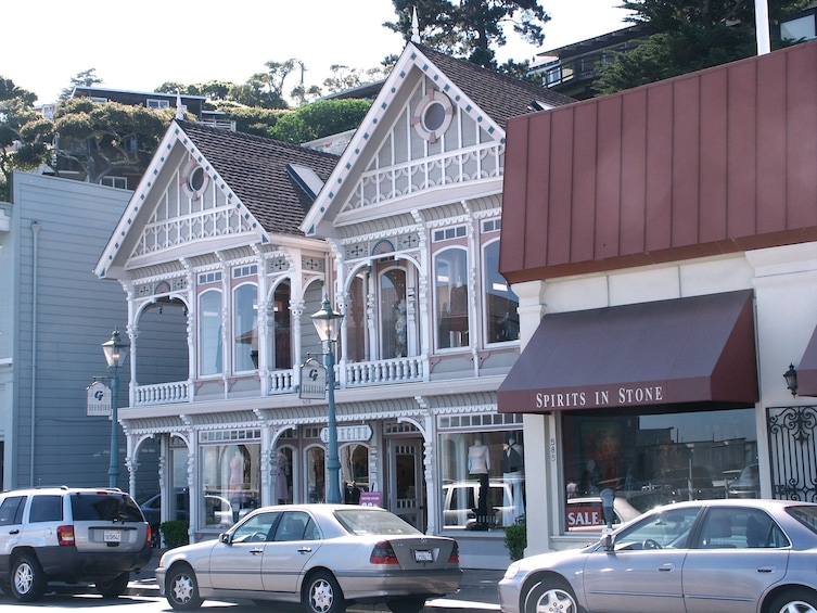Muir Woods and Sausalito with Optional Return Ferry Ticket