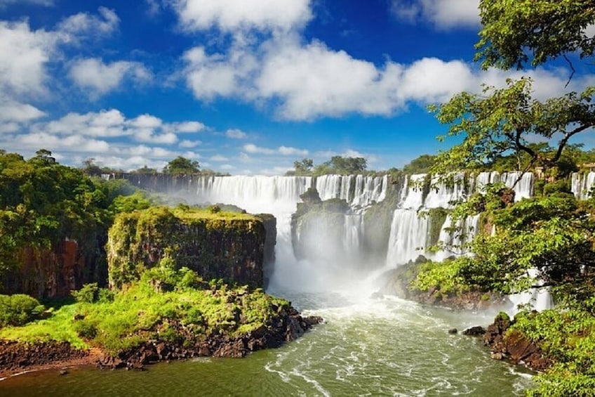 Private Day at Iguazu Falls from Buenos Aires with Airfare
